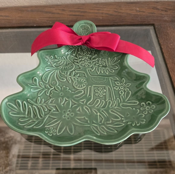 New Hallmark Christmas Tree Serving/Candy Dish - Picture 2 of 5